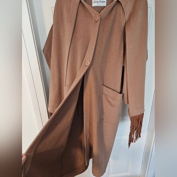 Vintage Sophy Curson light brown tan coat with fringe shawl - Picture 11 of 17